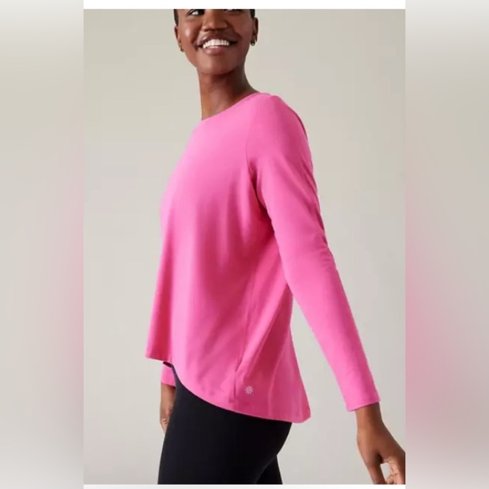 New Athleta 1X With Ease Long Sleeved Top Tulip Pink NWT $59